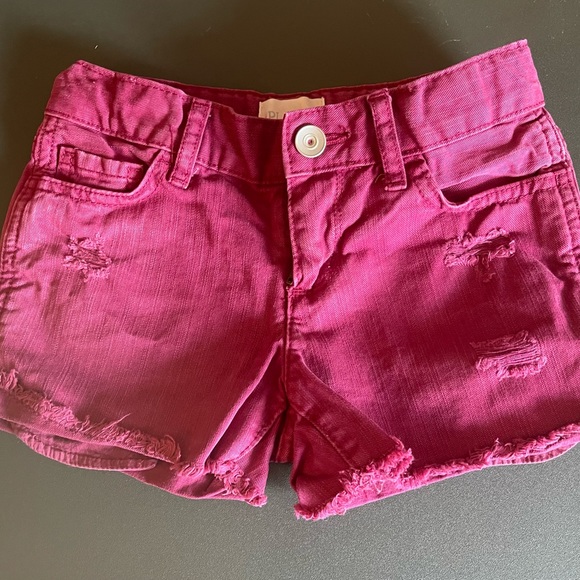 Children’s Place Distressed Shorts - Burgundy (Plum) Size 6 Shorts - Picture 9 of 10